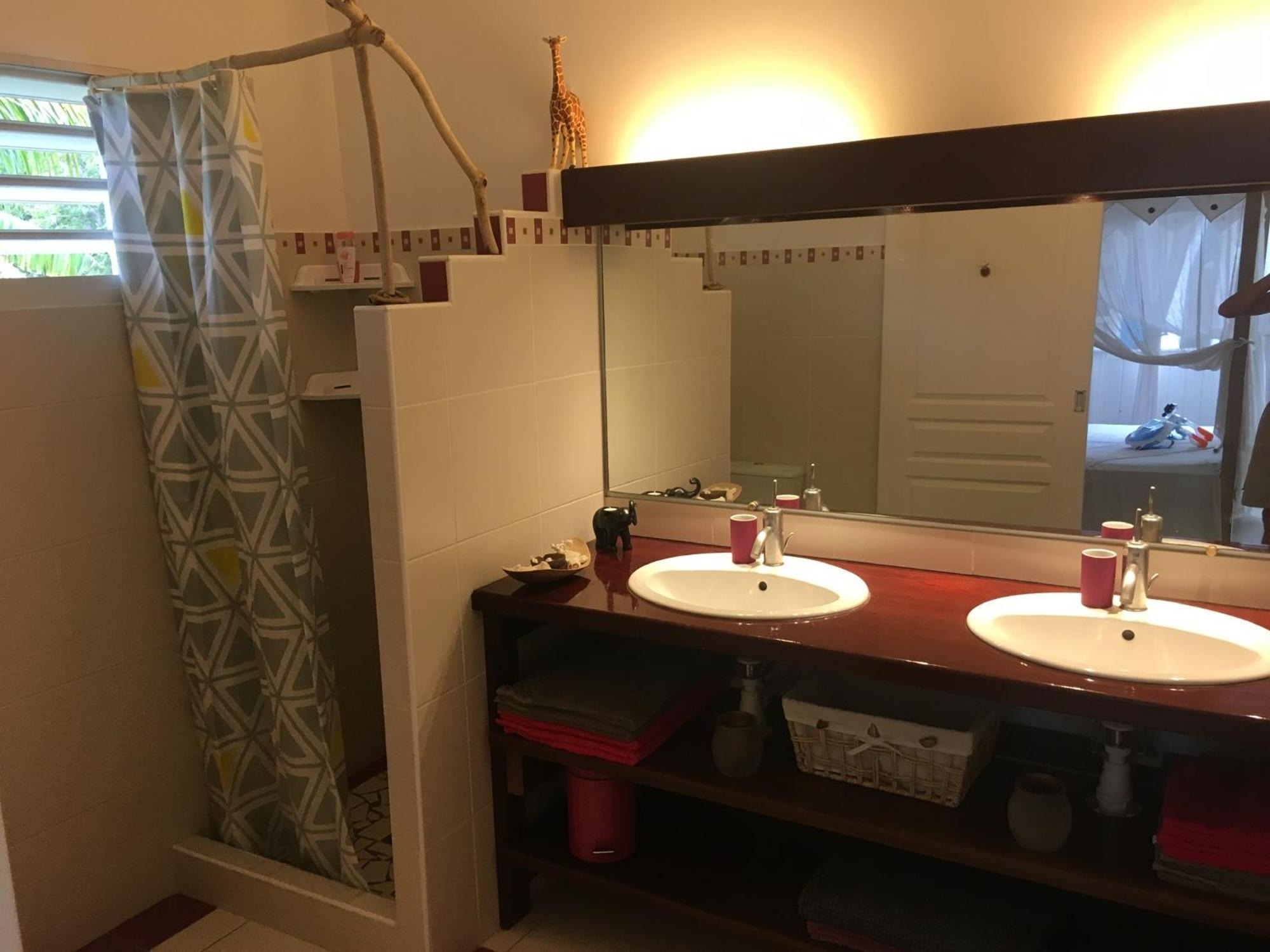 Au Bel'Vue Chez Sandrine "Gite & Chambre D'Hotes" Le Moule Eksteriør bilde