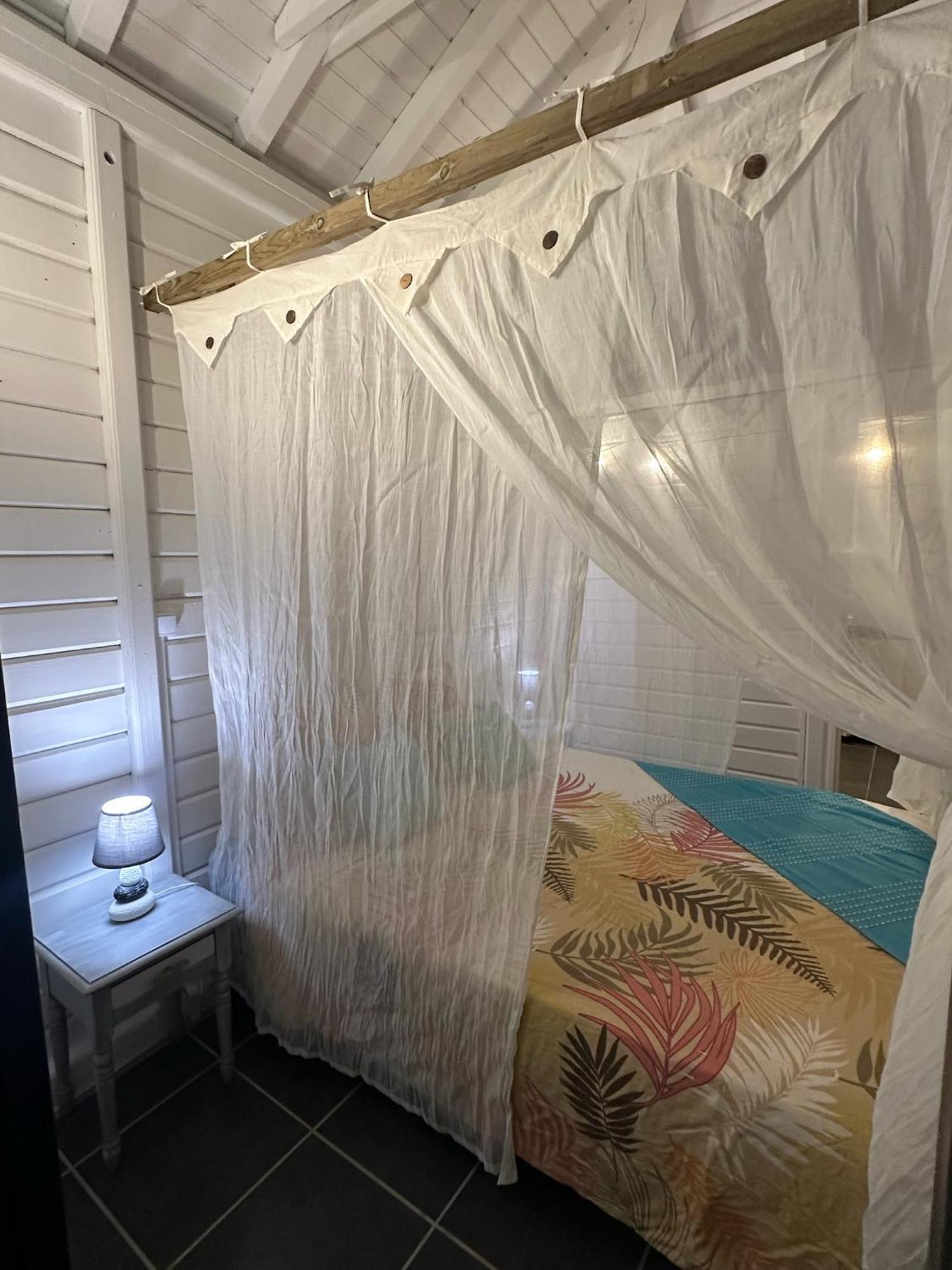 Au Bel'Vue Chez Sandrine "Gite & Chambre D'Hotes" Le Moule Eksteriør bilde