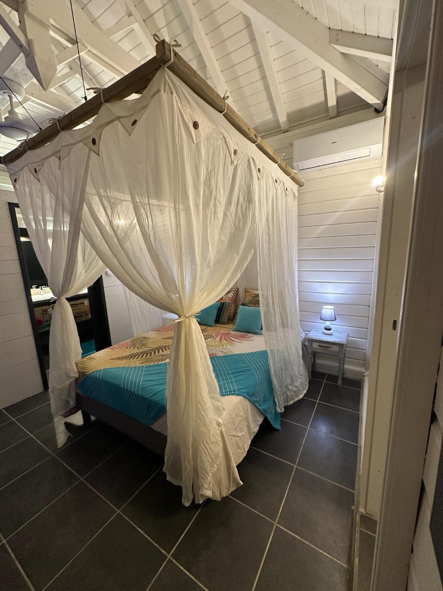 Au Bel'Vue Chez Sandrine "Gite & Chambre D'Hotes" Le Moule Eksteriør bilde