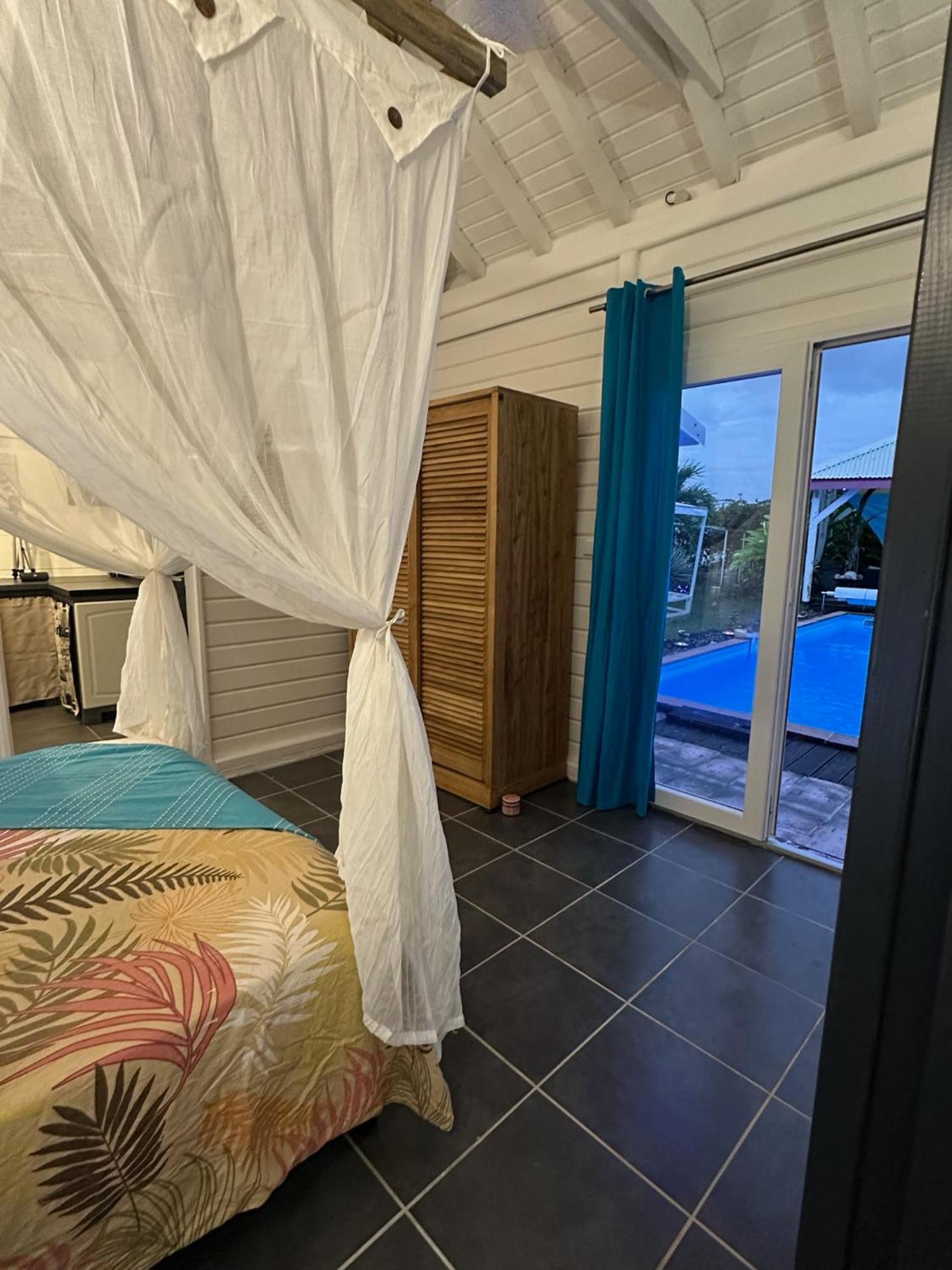 Au Bel'Vue Chez Sandrine "Gite & Chambre D'Hotes" Le Moule Eksteriør bilde